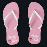 Moeder van de bruid Trouw Calligrafie Slippers Teenslippers<br><div class="desc">Voor verdere aanpassing, klik op de "Aanpassen" knop en gebruik onze ontwerp tool om deze sjabloon aan te passen. Als de opties beschikbaar zijn, kunt u tekst en afbeelding wijzigen door simpelweg op "Tekst of Afbeelding Bewerken/Verwijderen" te klikken en uw eigen tekst toe te voegen. Als u dit ontwerp wilt...</div>