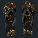 Moeder van de Groom Luxury Black & Gold Foliage Teenslippers<br><div class="desc">Deze prachtige Moeder van de bruine teenslippers met zwarte en goudbladeren heeft een luxueus zwart en goudpalet, met een verbluffend gouden bloem en een moderne typografie tegen een zwarte achtergrond, die elegantie en verfijning uitstraalt. Het is een mooi cadeau voor je bruidfeestje. Uitzicht het collectie op deze pagina om overeenkomende...</div>