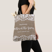 Moeder van de Groom Rustic Lace Burlap Custom Tote Bag (Dichtbij)