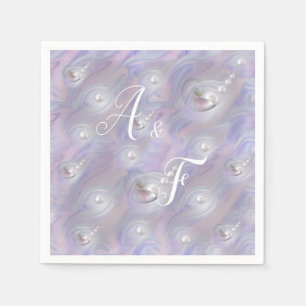 Moeder van parelhoenders die de geboorte aan een p servet