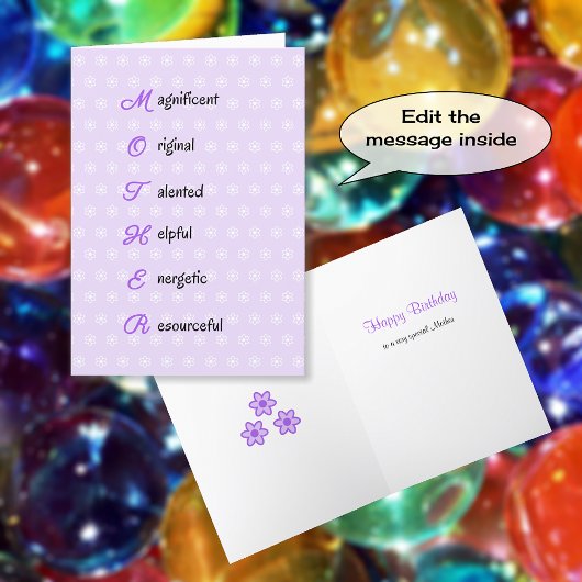 Moeder verjaardagstekst bloemen paarse kaart