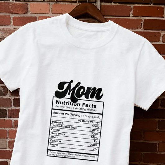Moeder Voeding Feiten Modern Zwart en Wit Grappig T-shirt
