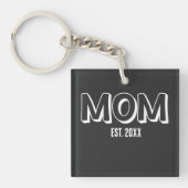 Moeder Witte Minimaal Typografie Oprichtingsjaar Sleutelhanger (voorkant)