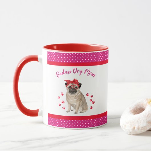 moederdag Badass Dog mama Pug Dog Mok (Met donut)