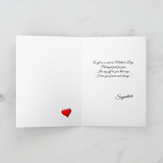 Moederdag-kaart verpakt als een geschenk van liefd kaart (Binnen)