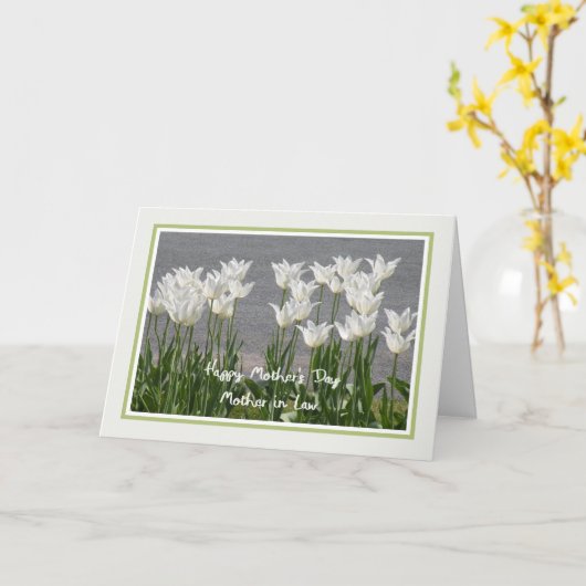 Moederdag Kaart voor moeder in wettige wittulpen (Gele Bloem)