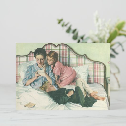  moederdag, kinderen die kaarten lezen in bed (Staand voorkant)