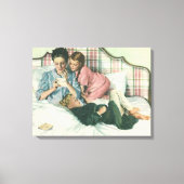 moederdag, kinderen die kaarten lezen in bed canvas afdruk (Voorkant)