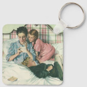  moederdag, kinderen die kaarten lezen in bed sleutelhanger (Achterkant)