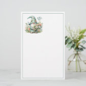 Moederdag Magic: Whimsical Gnome Delight Briefpapier (Staand voorkant)