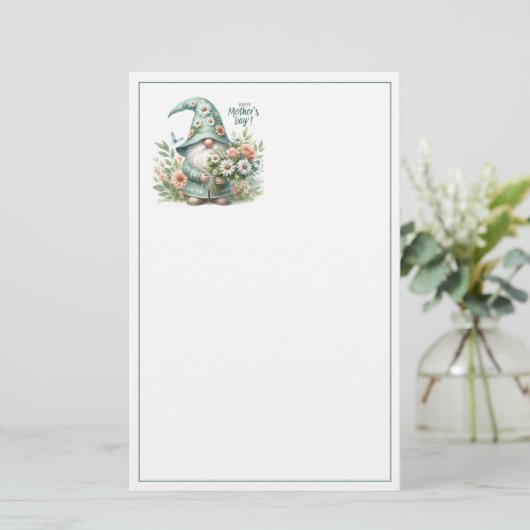 Moederdag Magic: Whimsical Gnome Delight Briefpapier (Staand voorkant)