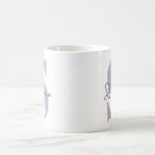 Moederdag | Moderne paarse monogram initiaal Moede Koffiemok (Center)