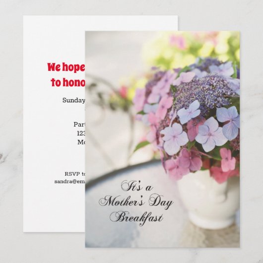 Moederdag Ontbijtende Uitnodiging met Bloemen (Voorkant / Achterkant)