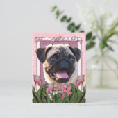 Moederdag - Roze Tulpen - Pug Briefkaart (Staand voorkant)