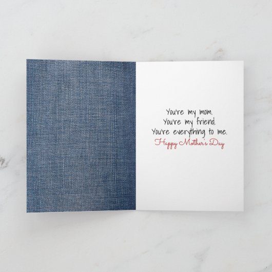 Moederdag stokpoppetje met vriendin en madeliefje kaart (Binnen)