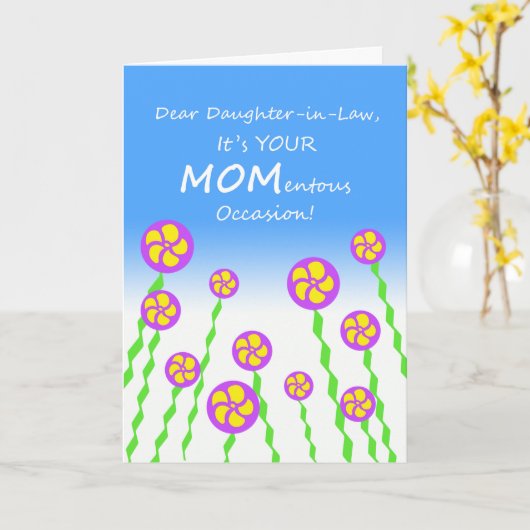 Moederdag voor Daughter in Law, MOMentous Pun Kaart (Gele Bloem)