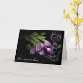 Moederdag Wijn en Paarse Tulpen Kaart (Gele Bloem)
