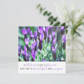 Moederdagen paarbloemen met lavendelbloem kaart (Staand voorkant)