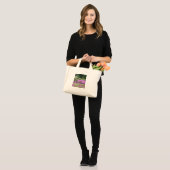 Moederhart op roze wildbloemen canvas tas (Voorkant (model))