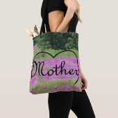 Moederhart op roze wildbloemen canvas tas (Dichtbij)