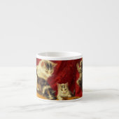 Moederkat en Kittens spelen met gitaar Espresso Kop (Voorkant)