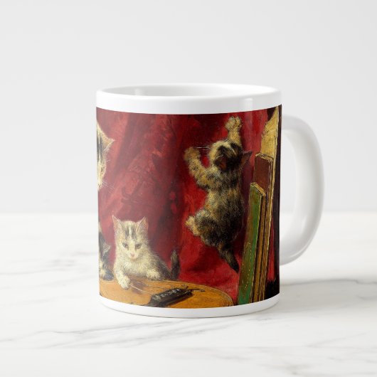 Moederkat en Kittens spelen met gitaar Grote Koffiekop (Voorkant rechts)