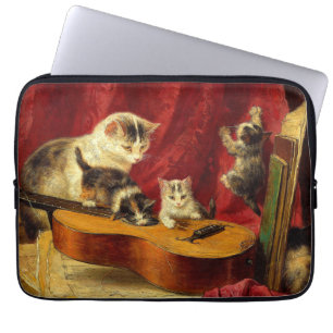 Moederkat en Kittens spelen met gitaar Laptop Sleeve