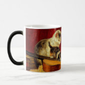 Moederkat en Kittens spelen met gitaar Magische Mok (Links)