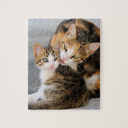 Moederkat houdt van schattige kitten legpuzzel (Verticaal)