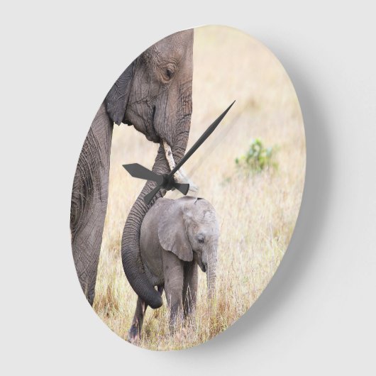 Moederlijk liefdesolifant baby grote klok (Hoek)