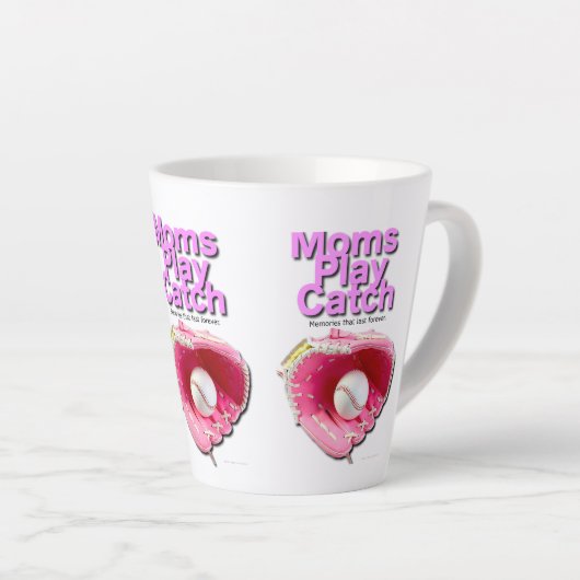 Moeders spelen vangst latte mok (Rechterhoek)