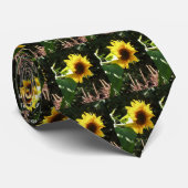moederzonnebloem stropdas (Opgerold)
