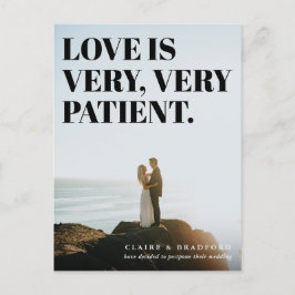 Moedige en brutale typografische uitgestelde bruil aankondigingskaart