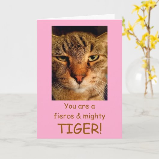 Moedige Kat Borstkanker Ondersteuning Kaart (Gele Bloem)