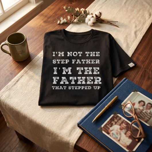 Moedige typografische stiefvader trots samengestel t-shirt