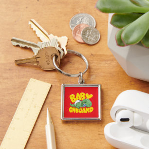 Moeie baby dinosaurus aan boord Autodecal   Slapen Sleutelhanger