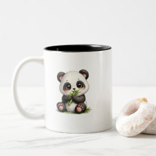 Moeie baby panda die bamboe eet koffiemok tweekleurige koffiemok