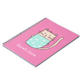 Moeie kat gepersonaliseerde aangepaste naam roze notitieboek (Linkerzijde)