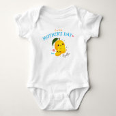 Moeie Persoonlijke Onze Eerste Moederdag Mango Romper (Voorkant)