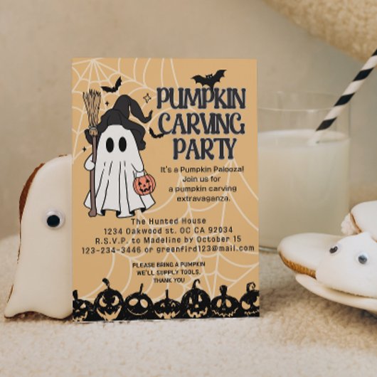 Moeie pompoen uitsnijden Halloween uitnodigingen