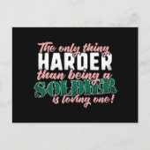 Moeilijker dan van een soldaat te houden - Militai Briefkaart (Voorkant)