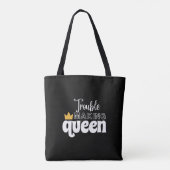 MOEITE MET KONINGIN MAKEN TOTE BAG (Achterkant)