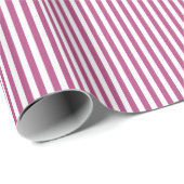 Moerbeiroze en witte strepen cadeaupapier (Rol Hoek)