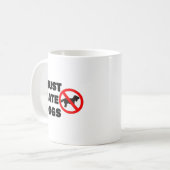 Moet honden haten koffiemok (Voorkant links)