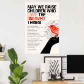 MOGEN WE KINDEREN OPVOEDEN DIE HOUDEN VAN DE ONBEM POSTER (Thuiskantoor)
