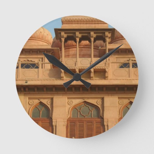 Mohatta Palace Museum: iconisch ontwerp Ronde Klok (Voorkant)