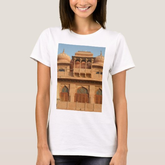 Mohatta Palace Museum: iconisch ontwerp T-shirt (Voorkant)