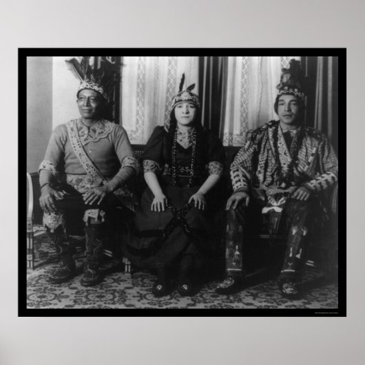 Mohegan Indian Chief and Family 1923 Poster (Voorkant)