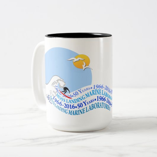 Mok (15 oz): met twee tonijnen, MLML 50e golf (Voorkant links)