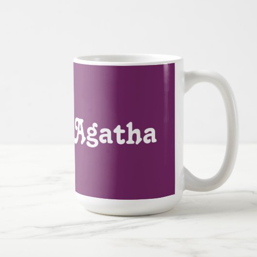 Mok Agatha (Rechts)